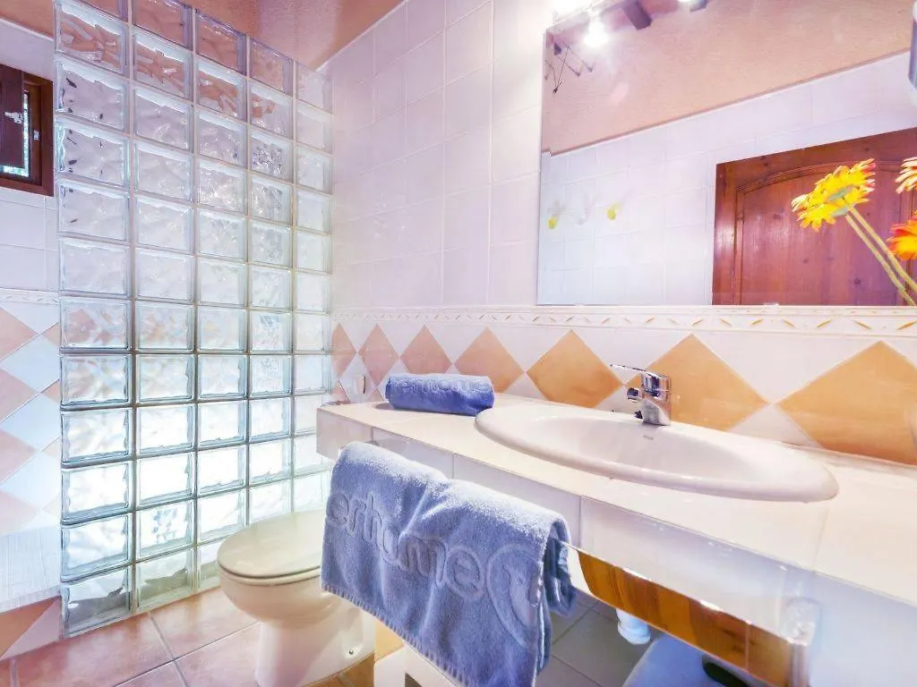 Casa Rustica Con Piscina En Girona Villa Fornells de la Selva Vakantiehuis